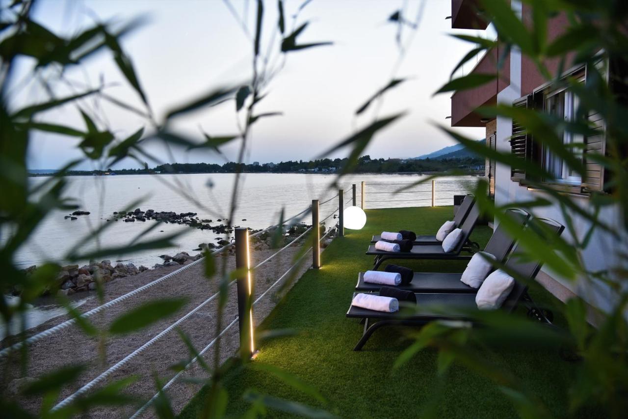 Beach Apartment Paklenica Seline Exteriör bild
